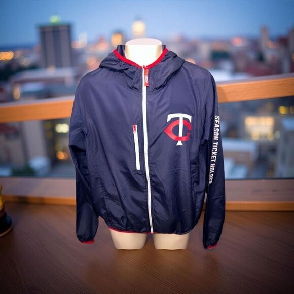 MLB MN Twins Season Ticket Holder Ford Collaboration Windbreaker Size Medium - Picture 1 of 7
